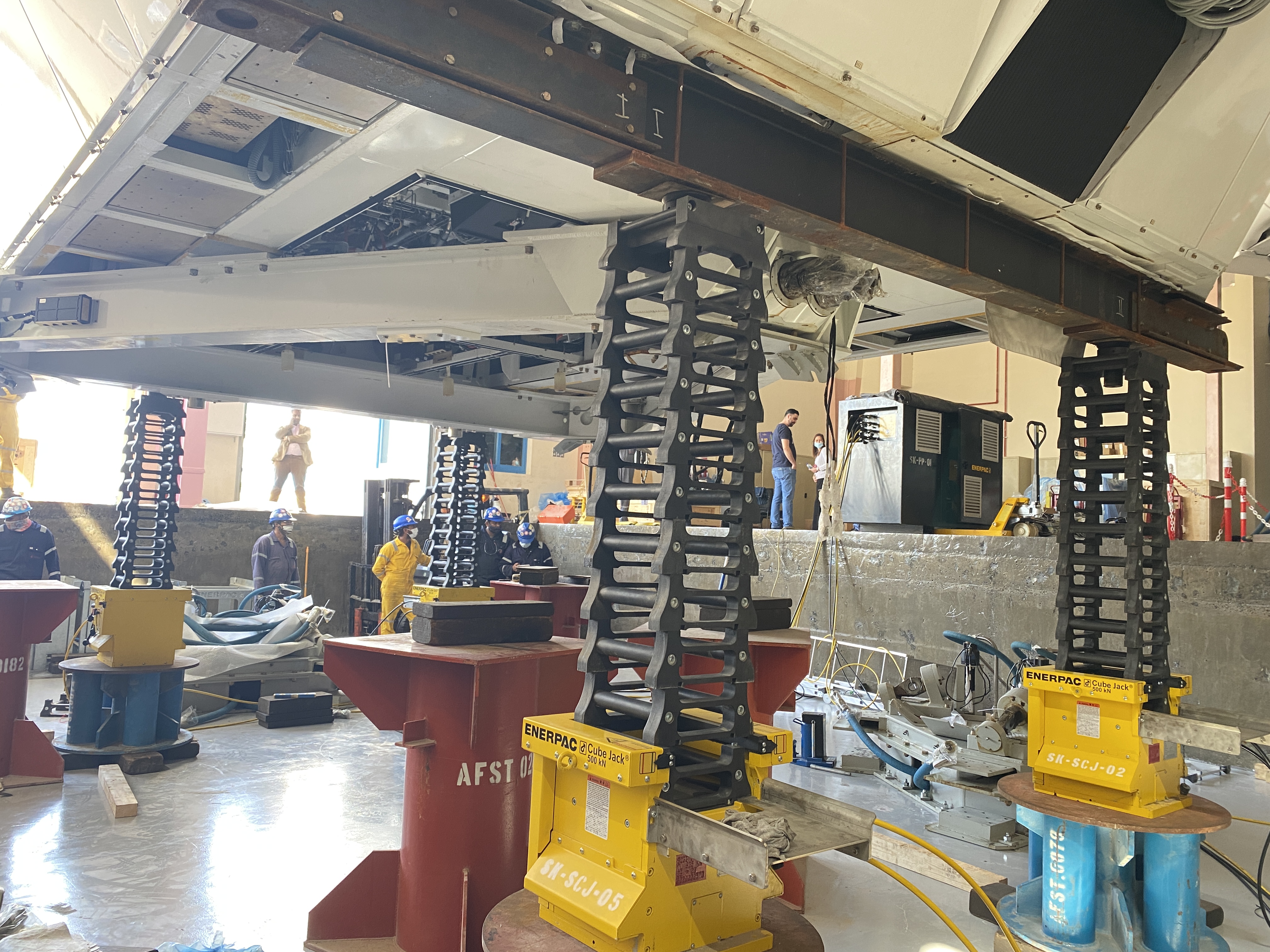 Jacking & Skidding Equipment Rental Company in Dubai, UAE & Saudi