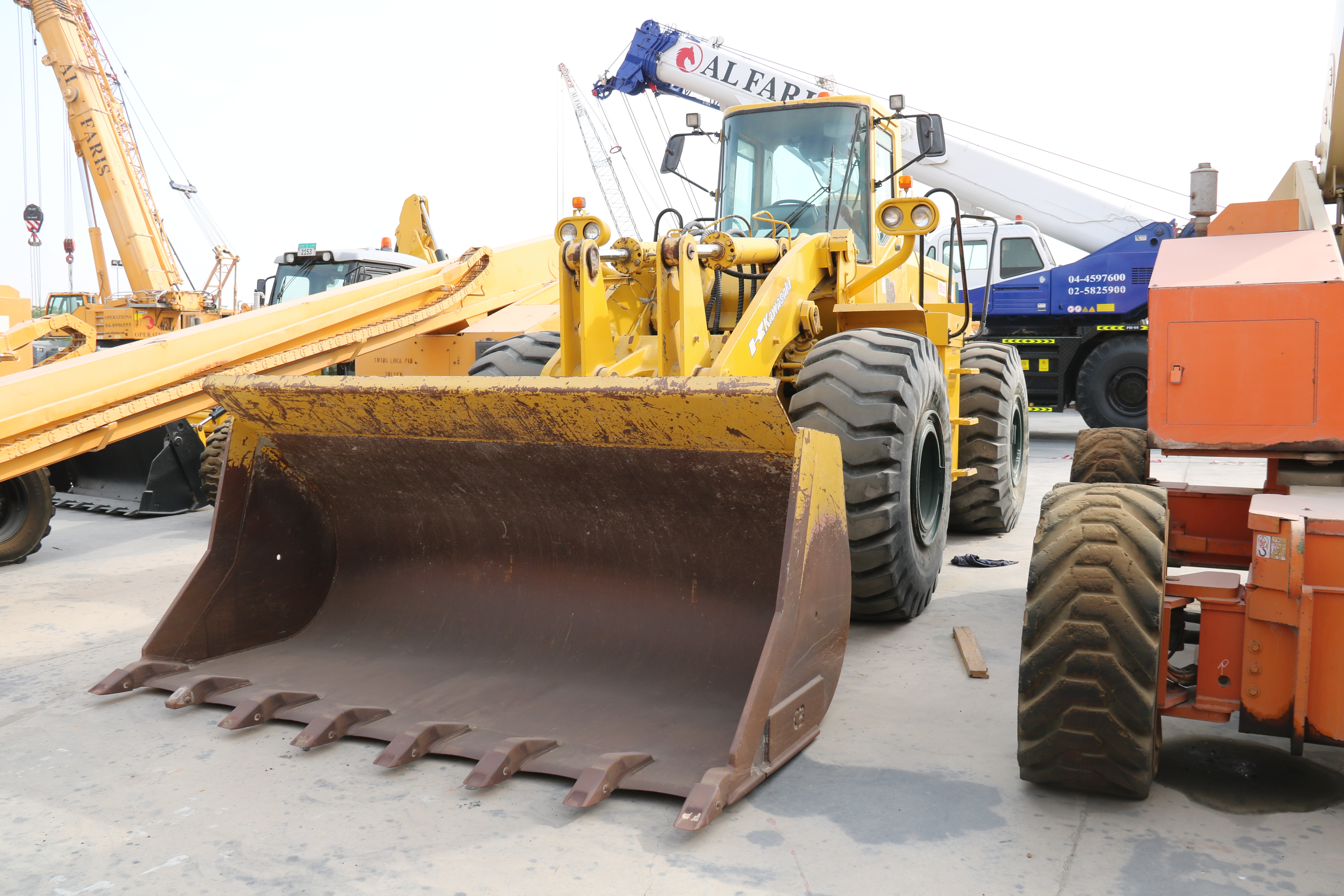 Lifting Equipment Rental Service in Dubai, UAE & Saudi Arabia